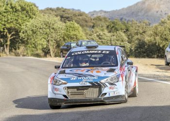 Pedro David Pérez y Alejando Leseduarte logran una contundente victoria en el 25 Rallye Sierra de Cádiz