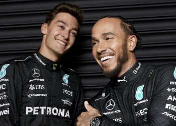 Hamilton y Russel renuevan con Mercedes