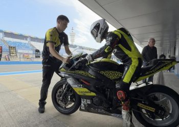 El agua se lleva consigo el arranque del ESBK en Jerez